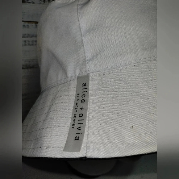 Alice + Olivia Bucket Hat Black Daisy Reversible One Size Summer Cute Floral - Picture 5 of 6